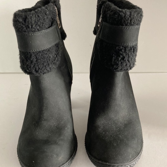 Timberland Women's Glancy Teddy Fleece Boots Booties Faux Fur Leather 6M - NWOB - Picture 3 of 16